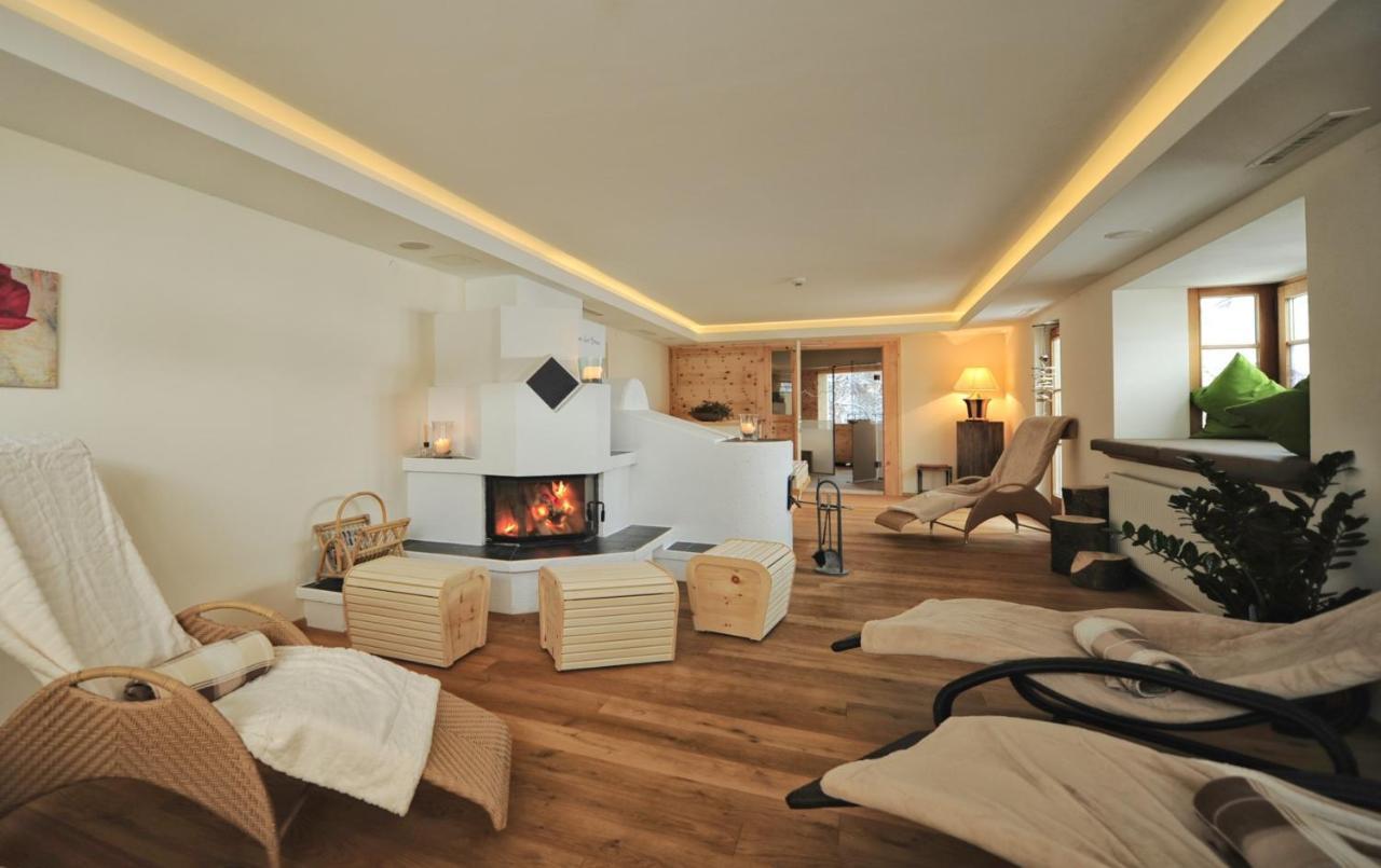 Familienhotel Adler แซร์เฟาส์ ภายนอก รูปภาพ